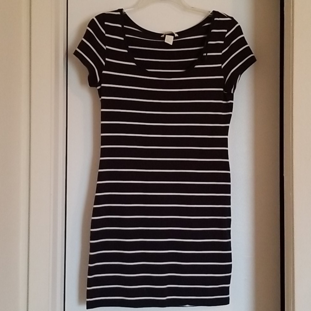 H&M Basic navy & white striped dress